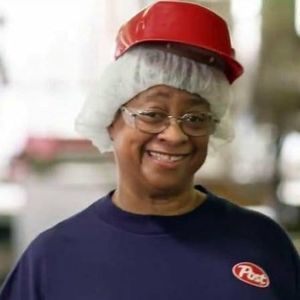 Meet your Posher, Mickenzie